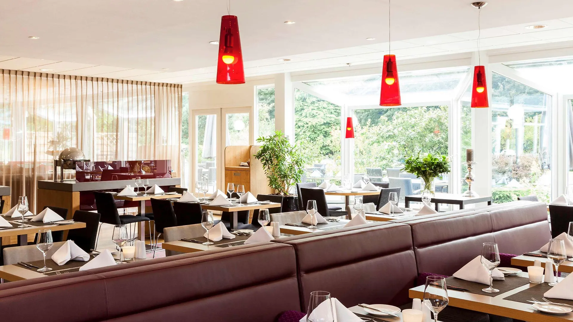 Novotel Eindhoven 4*,  Hollanda